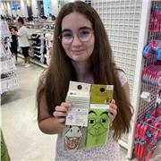 Soy una alumna de Segundo de bachillerato con media de 8, y un 9,9 en inglés. Dispuesta a enseñar a niños de primaria y ESO.